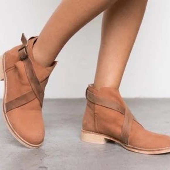 Free People Las Palmas Taupe Brown Ankle Booties Boots Leather Women's 39 US 9 - Picture 1 of 13